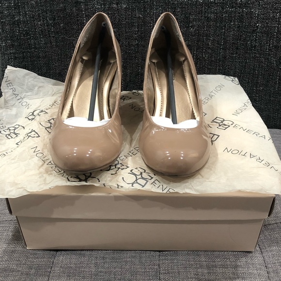 BCBGeneration Shoes - BCBG Tan Wedges